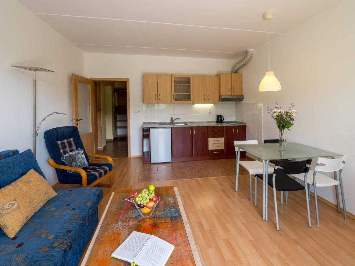 Apartment Slunecni Stran II By Interhome ยันสแก ลาสเนีย ภายนอก รูปภาพ